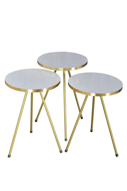 Set da 3 tavolini a incastro Gamba in metallo dorato bianco