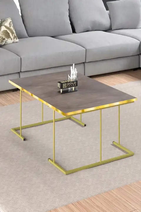 Tavolino A Forma Di C In Metallo: Salvaspazio Per Divano E Letto (Oro, 48x56cm)