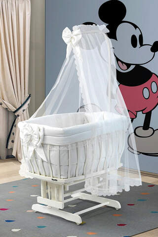 Cream Bow Basket Crib
