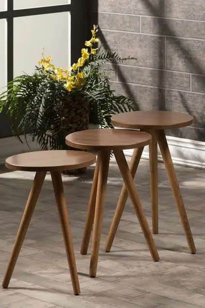 Satz- und Mitteltisch-Set aus Holz Kr, gedrechselt Nussbaum