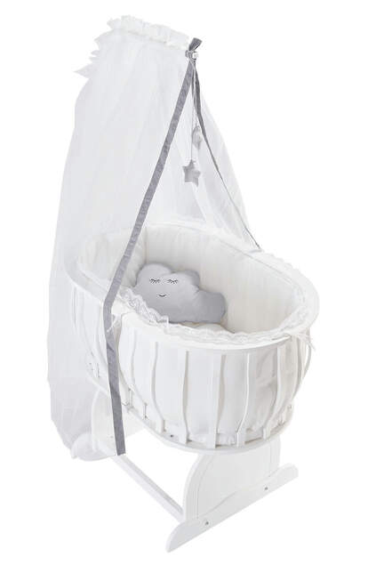MDF White Basket Crib and White Sleeping Set