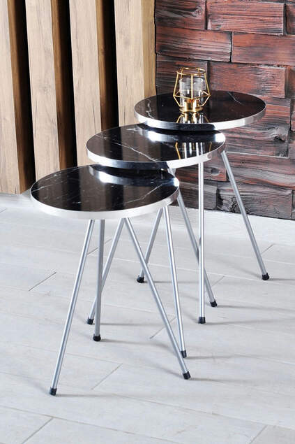 Set da 3 tavolini impilabili con gambe in metallo nero argento nero Bendir