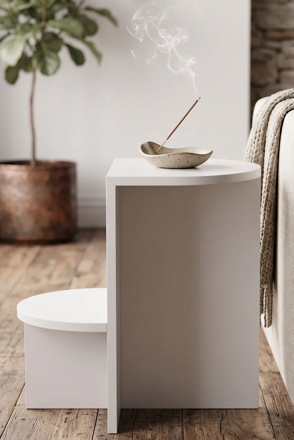 Setro Oval Side Table - White