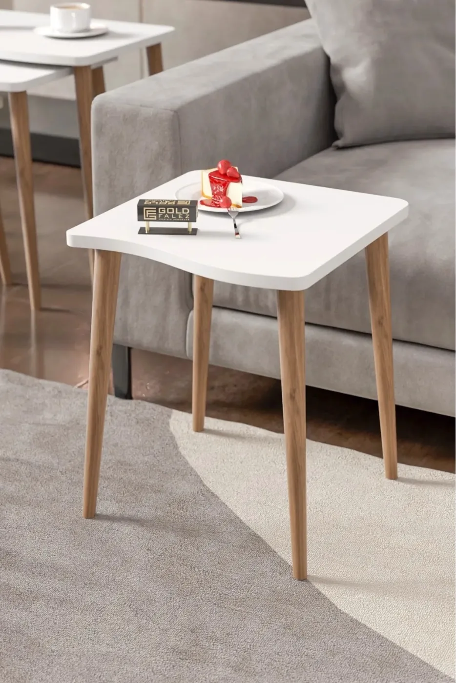 Turned Leg 4-Piece Square Nesting Table Set - White