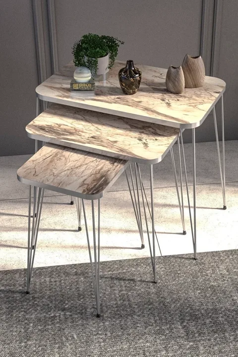 Ensemble de tables gigognes carrées pieds en fil doré - Effet marbre blanc