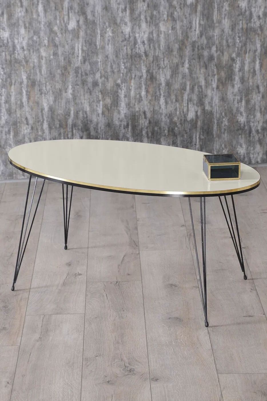 Black Wire Leg Oval 4-Piece Table Set - Cream