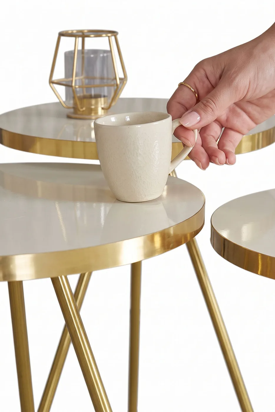 Ovales Couchtisch- & Satztisch-Set mit goldfarbenen Metallbeinen - Creme