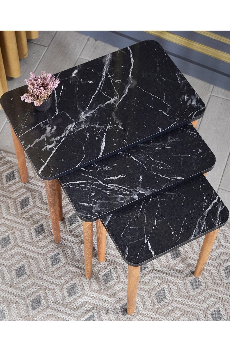 MD Torna Black 3-Piece Nesting Table