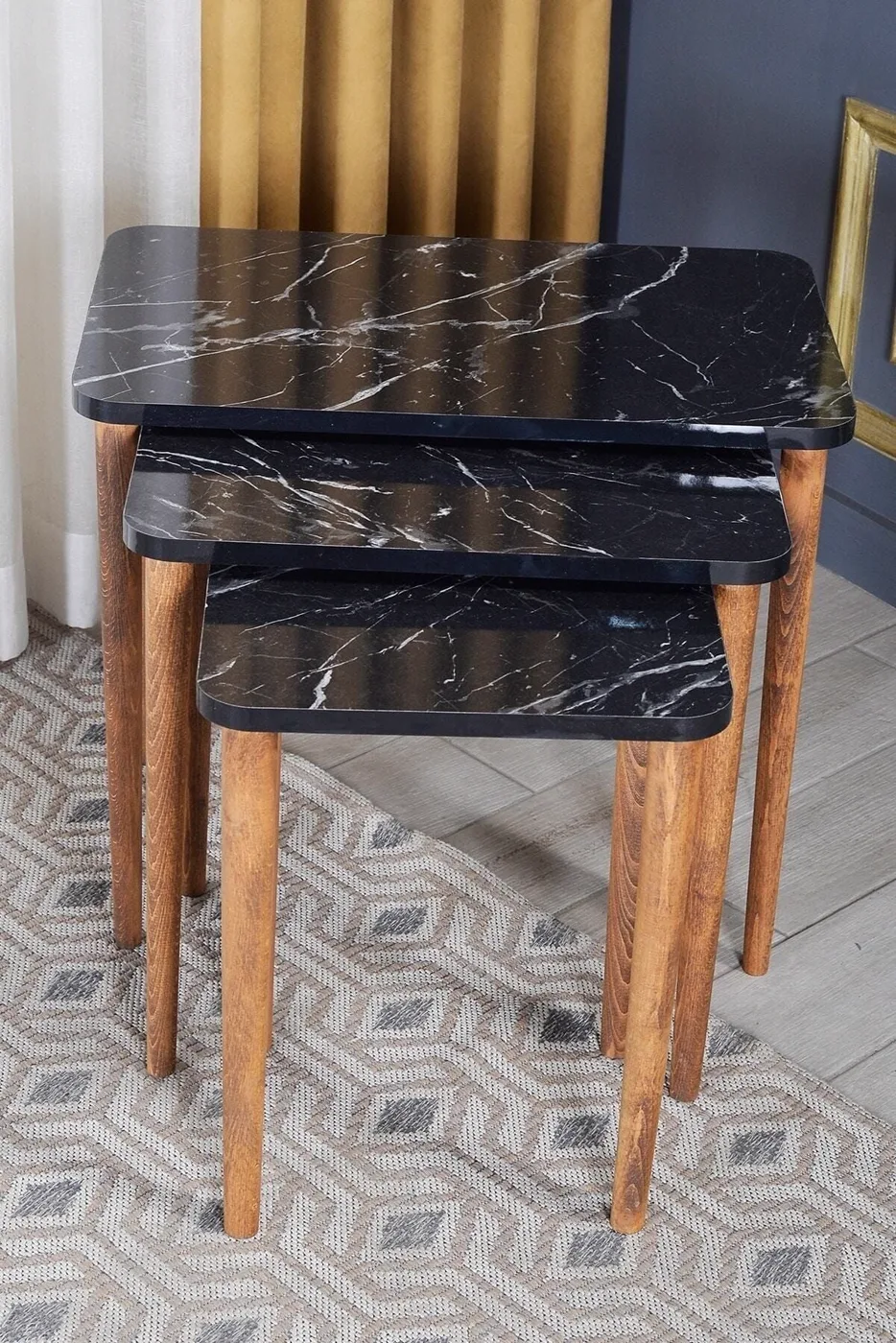 MD Torna Black 3-Piece Nesting Table