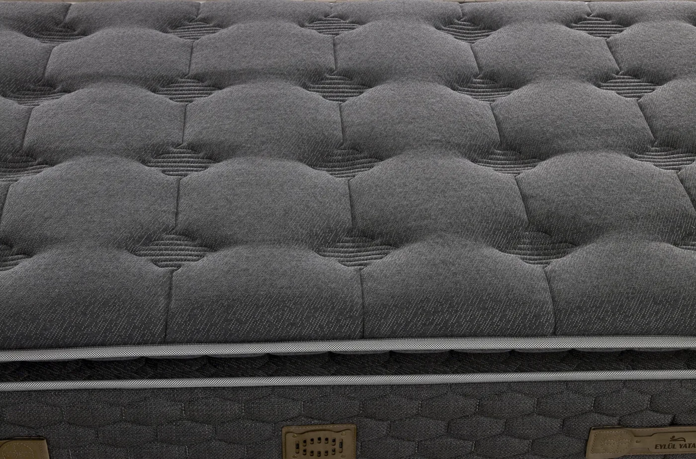 Soft Padded 100x200 Single Mattress EY3418