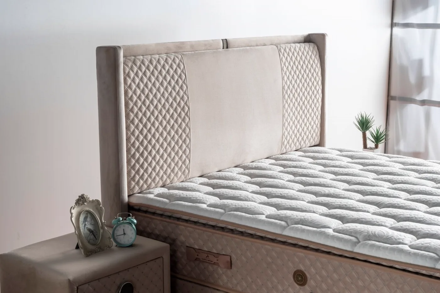 Softly 150x200 Double Divan Base and Headboard Set CP1429