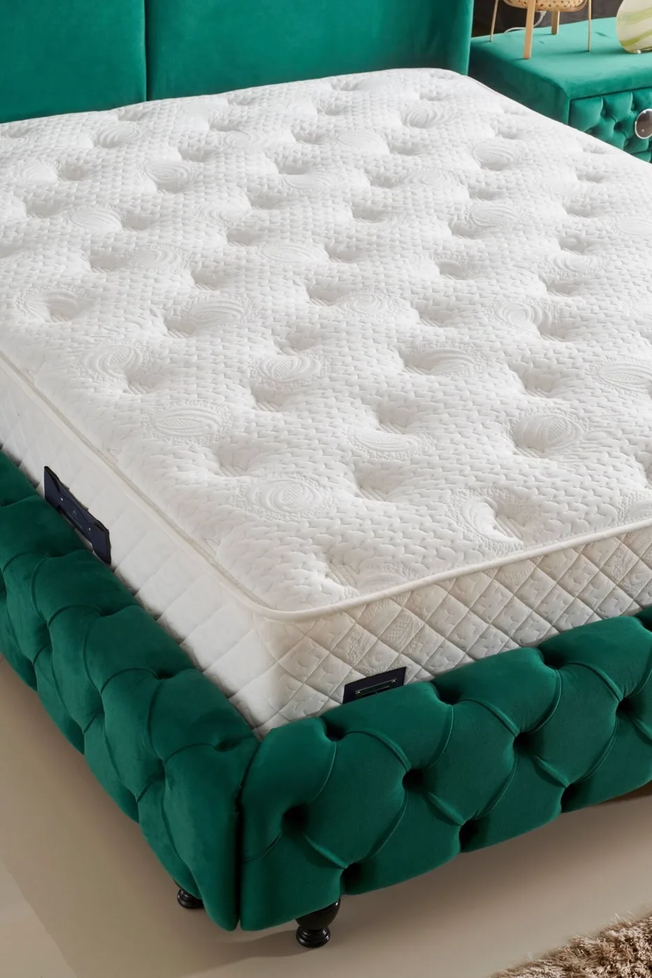 Lux Pro 180x200 Double Mattress, Divan Base, Headboard Set CP1009