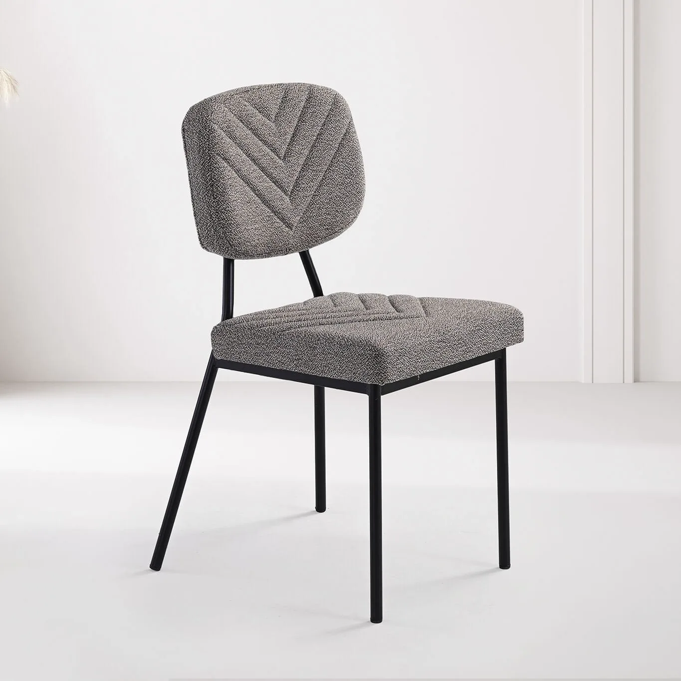 Zen Antik Table & Vira Chair Set HDR1453