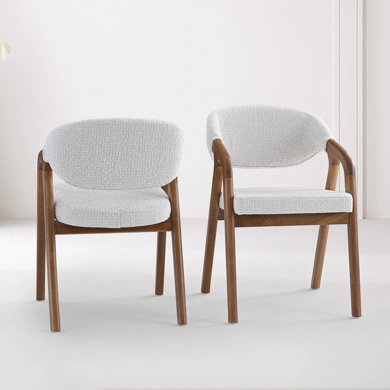 Eros Walnut Table & Nova Chair & Ruya Bench Set HDR1412