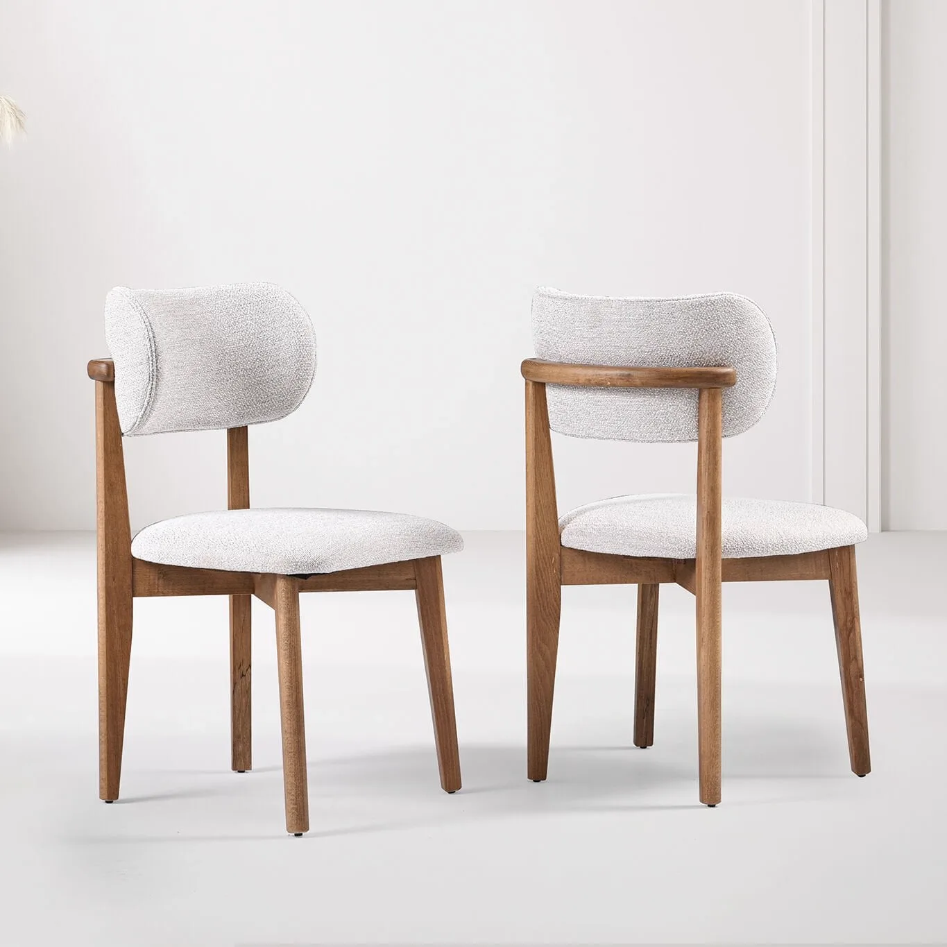 Hector Travertine Dining Table & Atlas Chair Set HDR1424