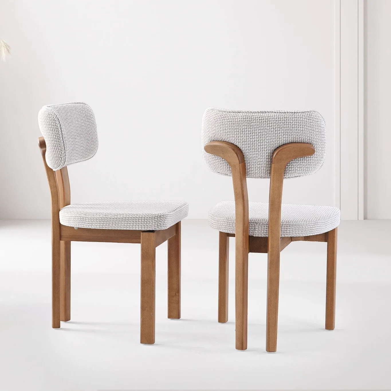 Baston Chair HDR1375