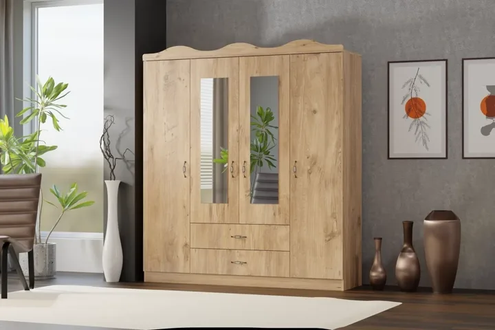 Crowned 4-Door Cabinet - Atlantic Pine TN0436