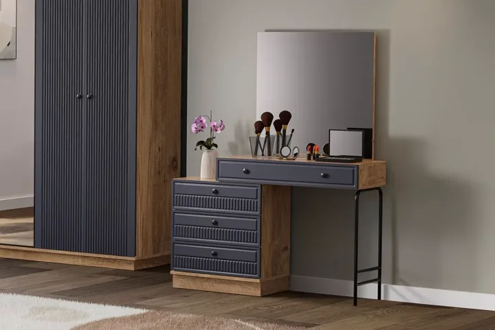 Defne Chest of Drawers - Atlantic Pine / Anthracite TN0152
