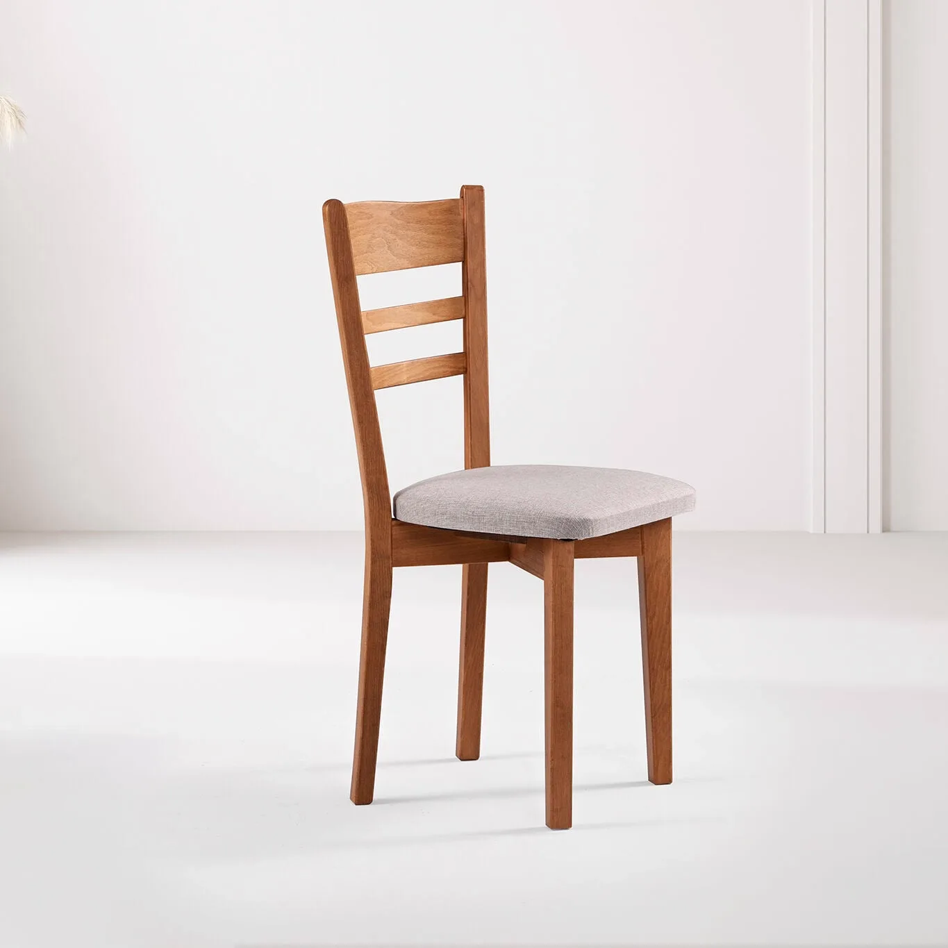 Tepeli Chair HDR1353