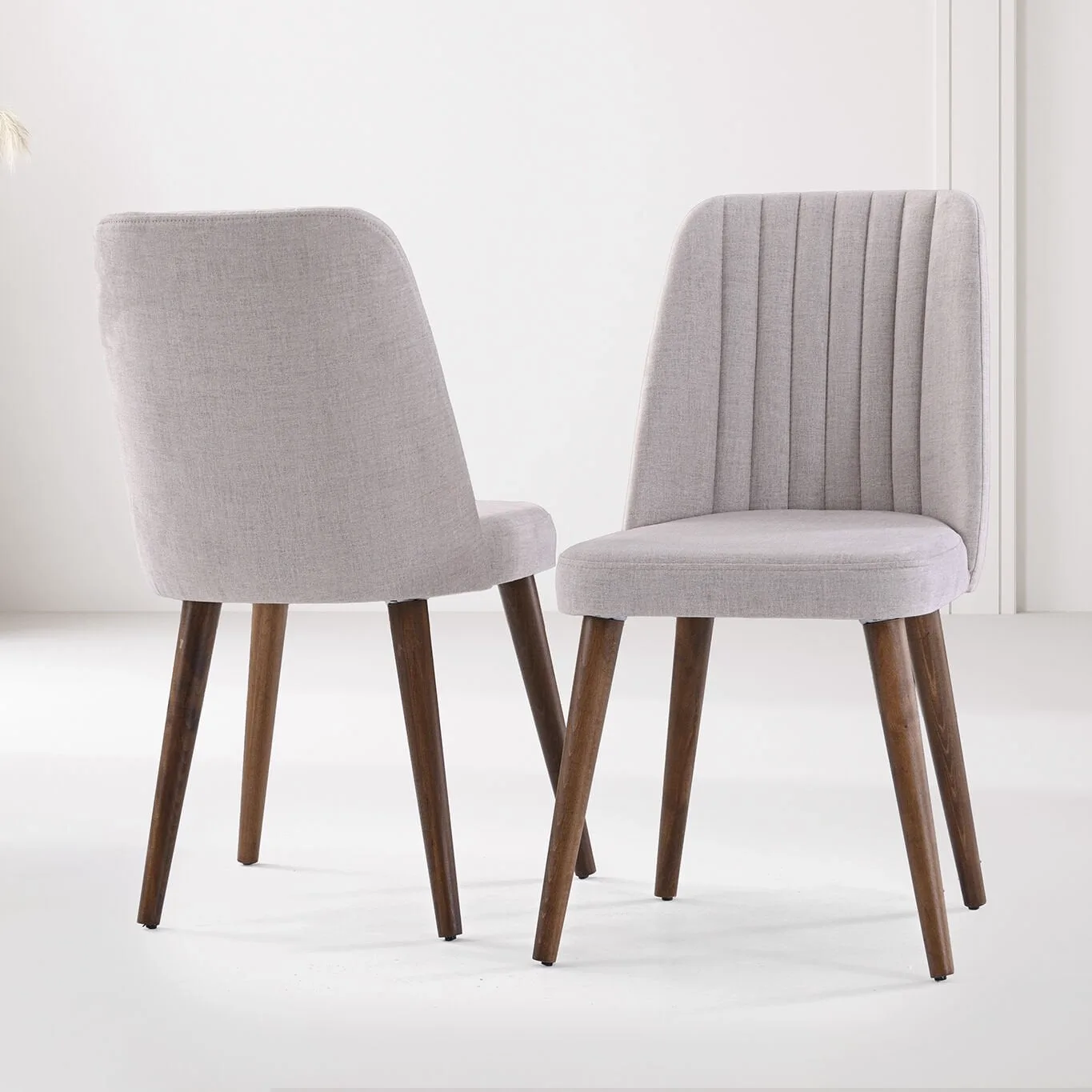 Valenta Walnut Chair HDR1354