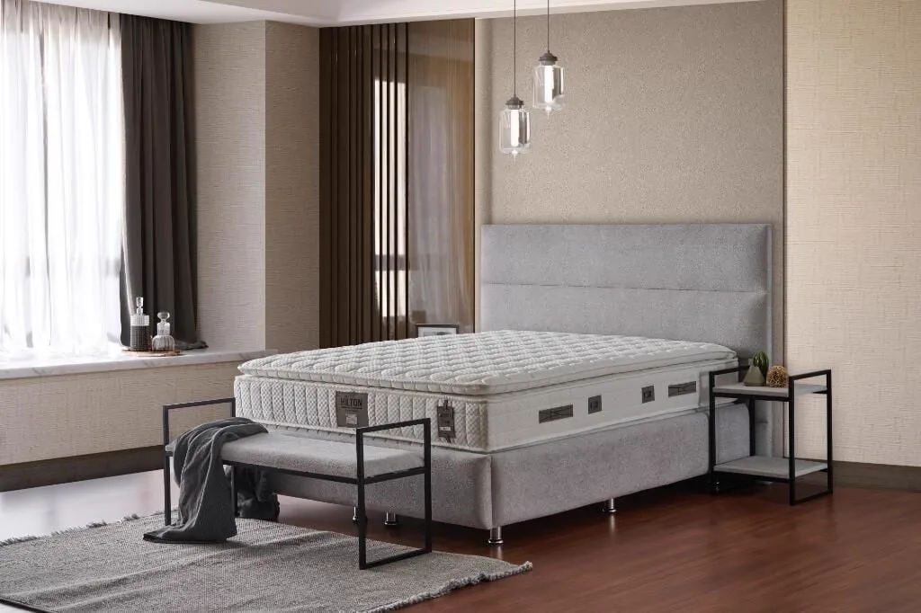 Hilton 140x190 Double Divan Base & Headboard Set MBL1405