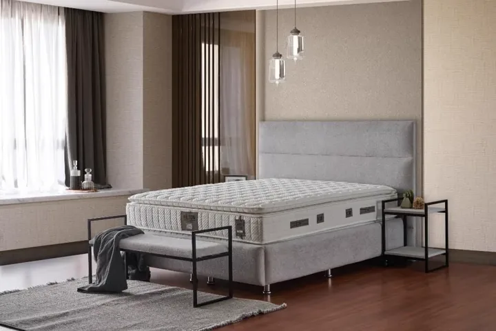 Hilton 140x200 Double Divan Base & Headboard Set MBL1405