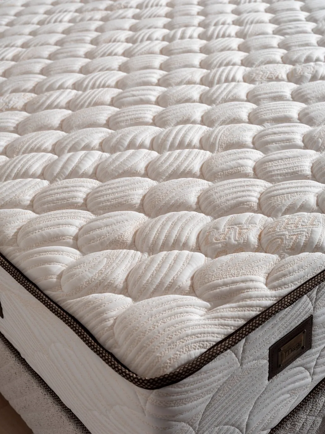 Balance 150x200 Double Mattress, Divan Base & Headboard Set MBL1002