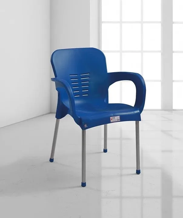 MD Eyfel Chair Blue SHM337