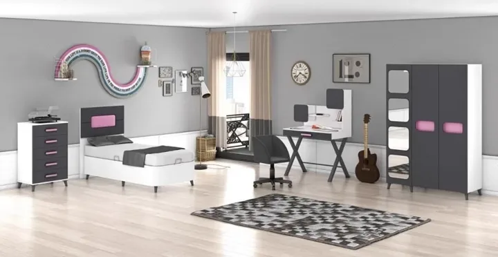 Capella 3-Door Youth Room Set WD7132