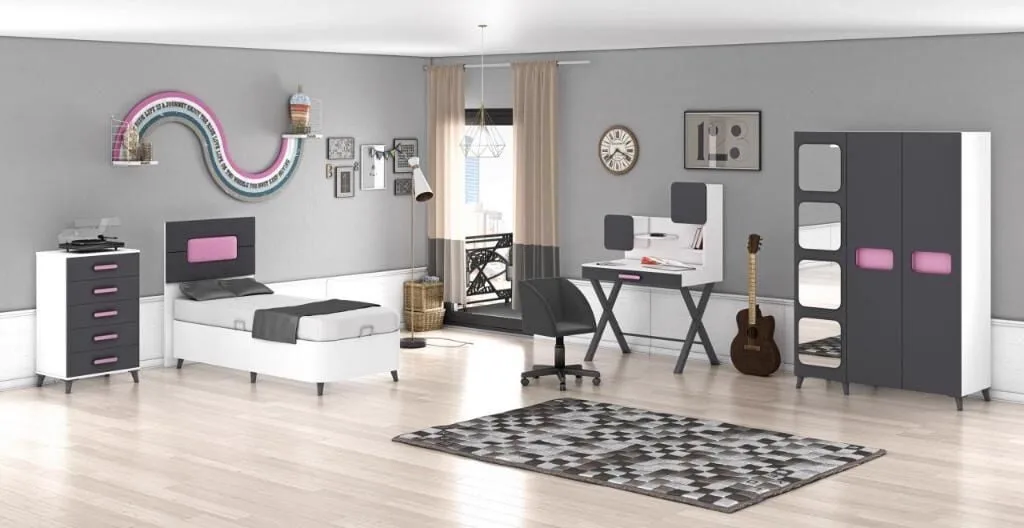 Capella 3-Door Youth Room Set WD7132