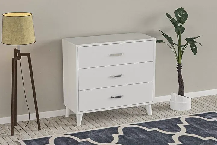 MD White Chest of Drawers U237