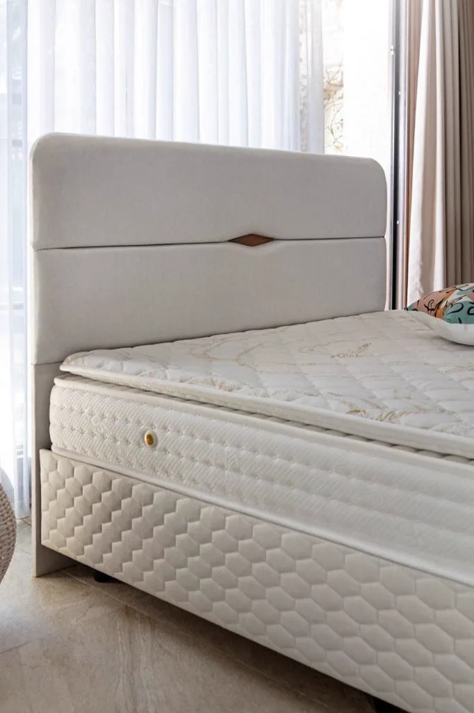 MD Loft 150x200 Mattress, Divan Base, Headboard Set CB1119