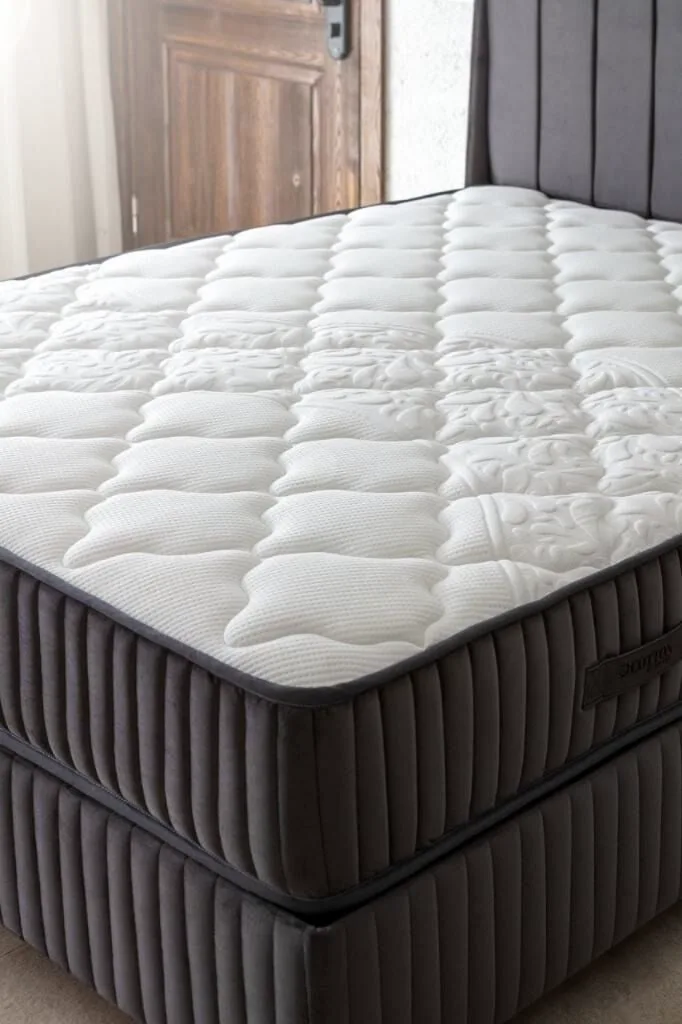 MD Vita 120x200 Single Mattress, Divan Base, Headboard Set CB1111