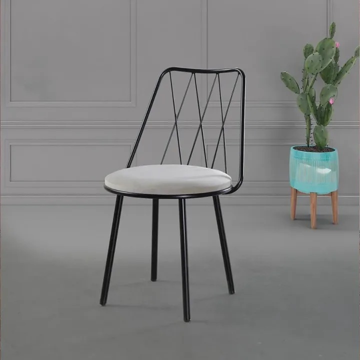 Tekno Cream Chair E3038B