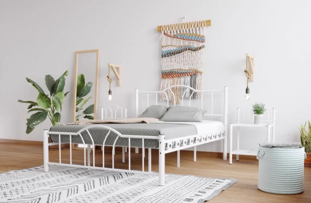 Bella Metal Bedstead 140x200 ARM143 White