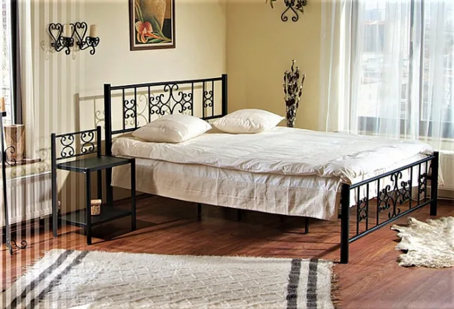 Stella Metal Bedstead 140x190 ARM168