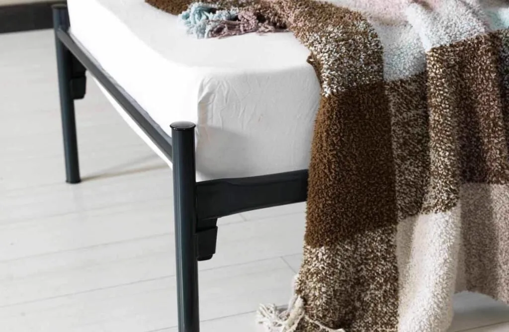 Linda Wire Bedstead 90x200 ARM128