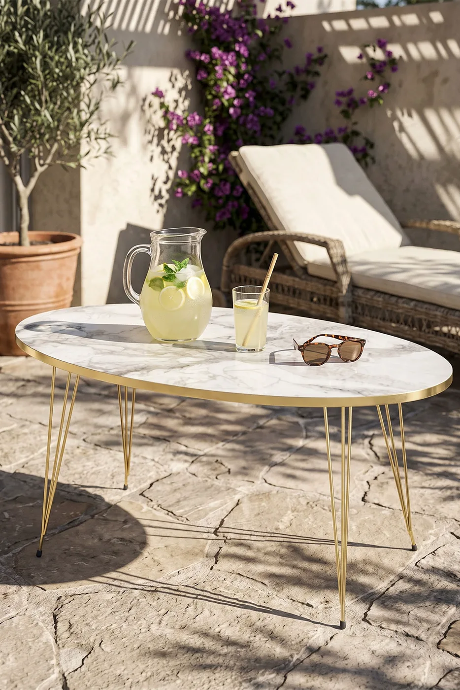 Coffee Table Elliptical Gold Efes Wire-legged